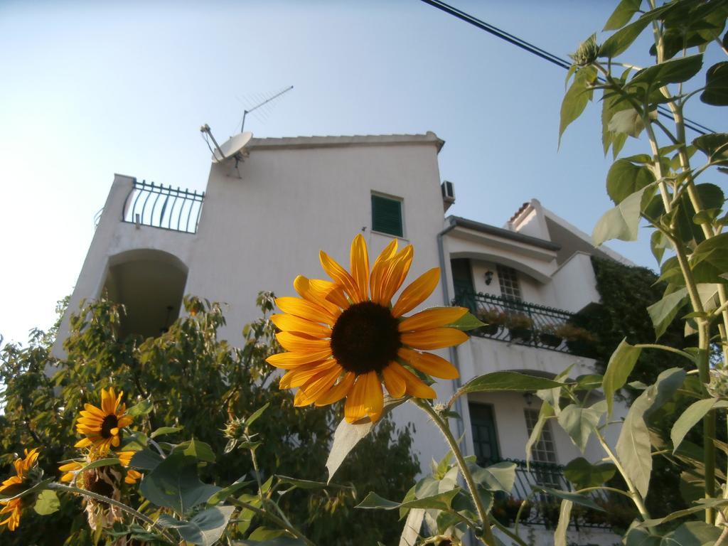 Apartments Nada Vodice Room photo